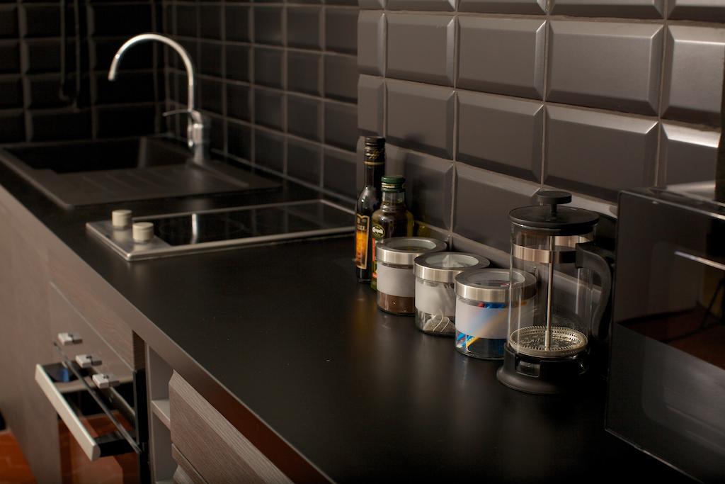 Off Appartement มงต์เปอลิเยร์ ภายนอก รูปภาพ